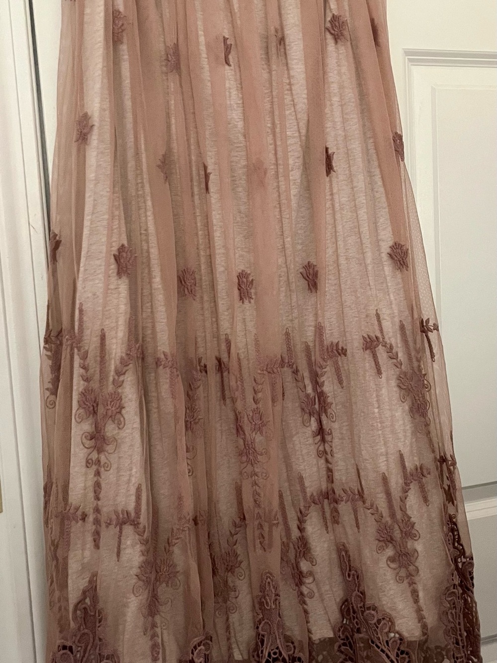 Sundance Vintage Looking Lace Overlay Jersey Dusty Pink Embroidered Maxi Skirt - Picture 9 of 9